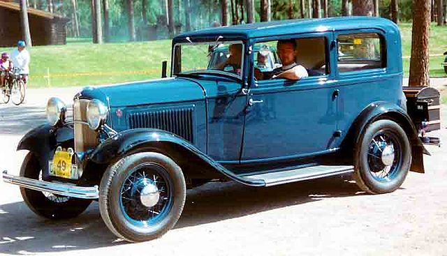 1932 ford model b sedan