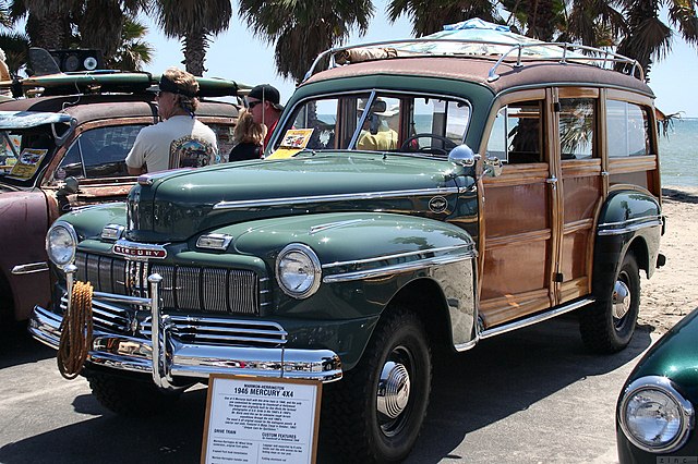 1946 mercury station wagon