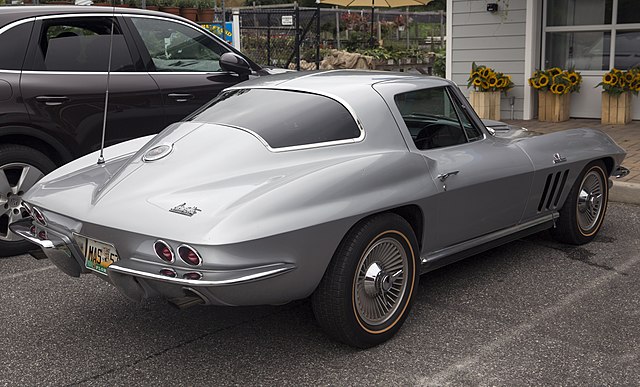 1966 chevrolet corvette stingray coupe rear