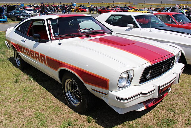 1977 ford mustang II cobra II